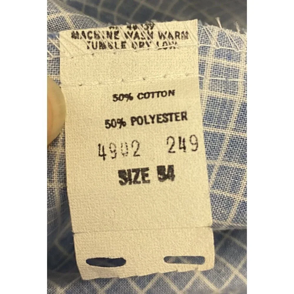 Symmetry Men's Vintage Pleated Chino Shorts Size 34 Light Blue White Pockets GUC